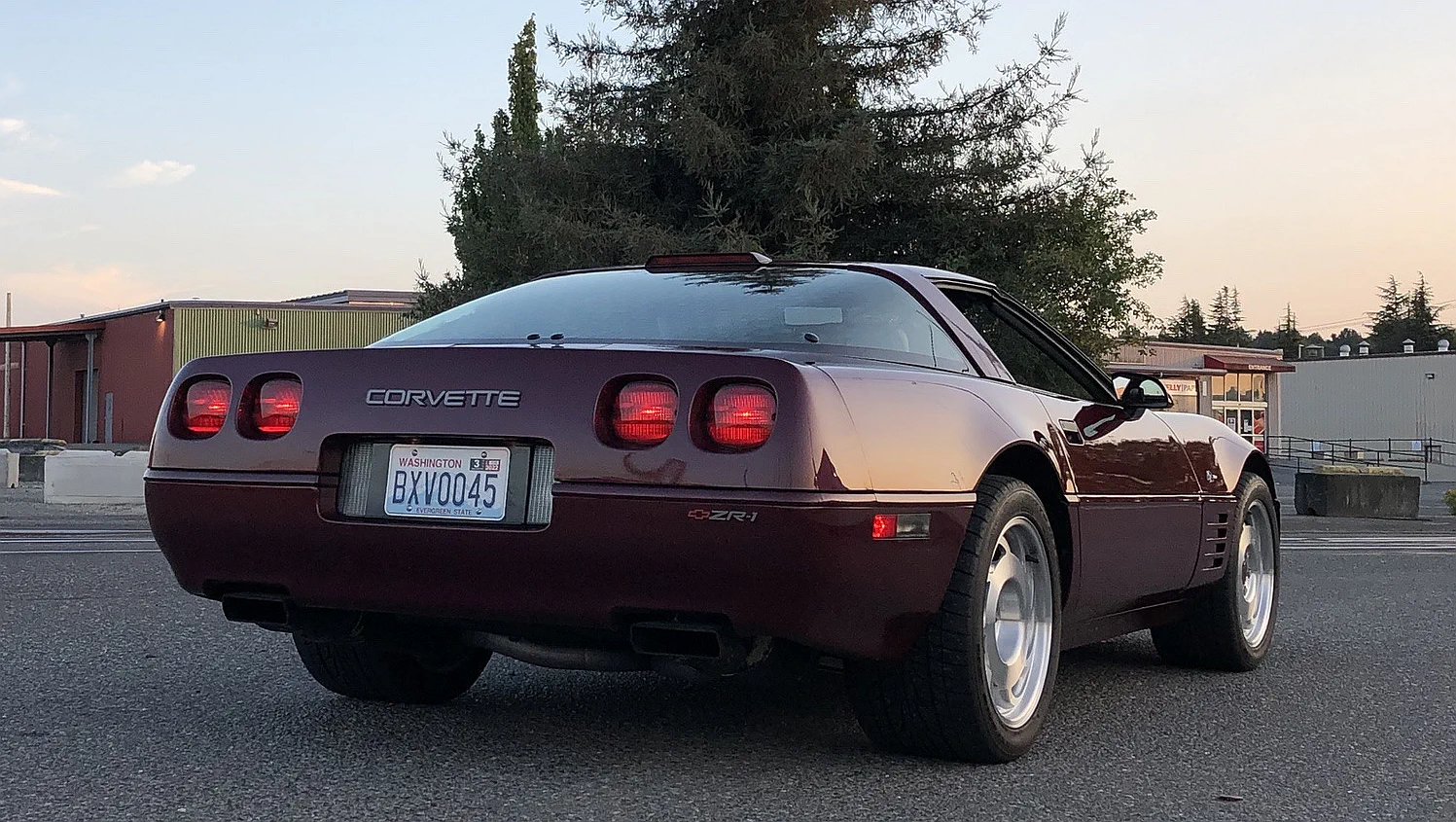 Click to Enlarge-Esc to Close Corvette Generations/C4/C4 1993 rear 40th Anniversary-ZR1.webp